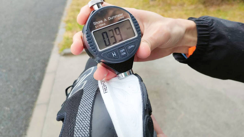 Fresh Foam 520 v9 ショアA硬度