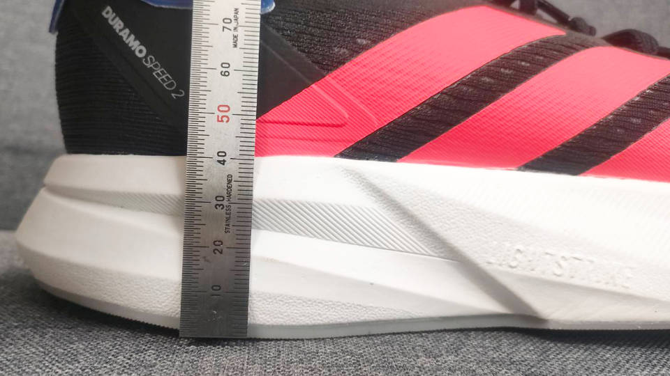 アディゼロデュラモスピード2 厚さ測定2