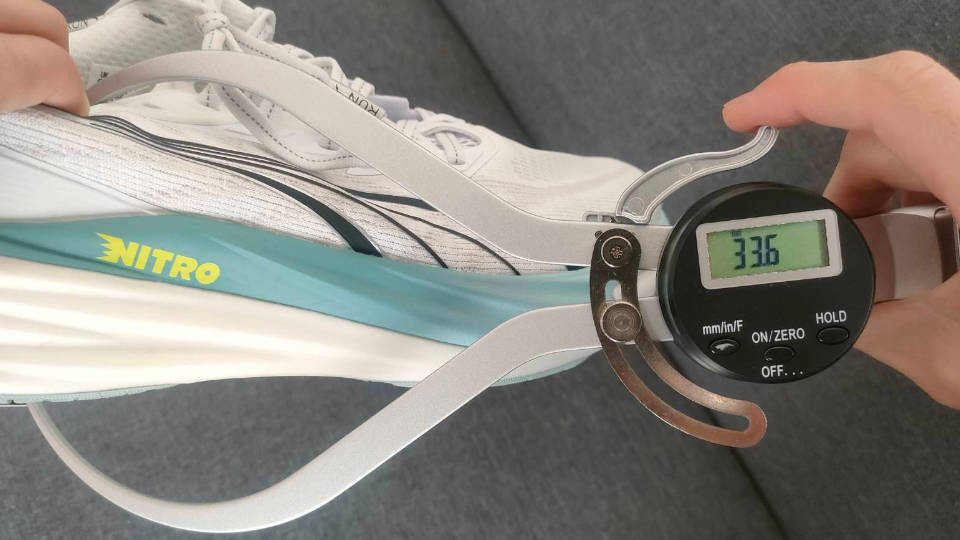 ディヴィエイトニトロ4 厚さ