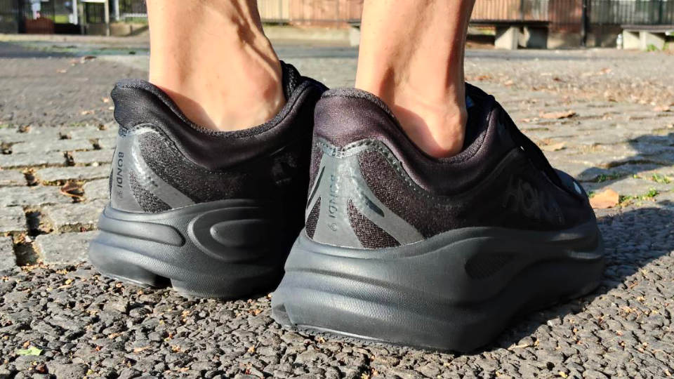 ボンダイ9 幅広いソール