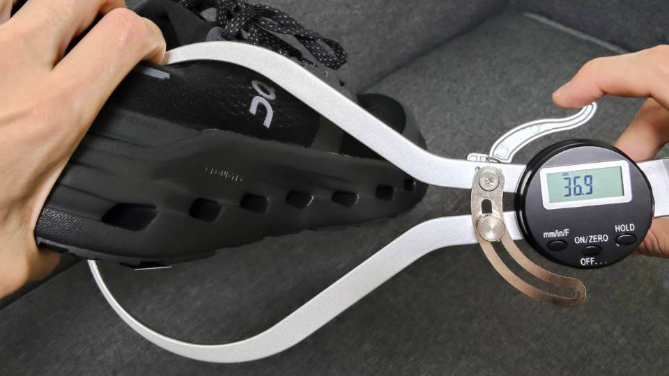 クラウドランナー3 厚さ