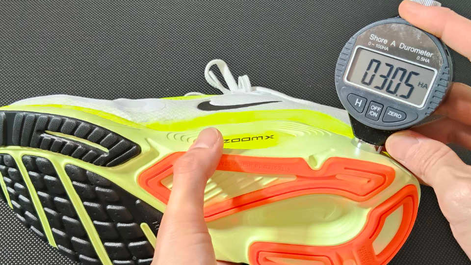 ストラクチャープラス ソール硬度
