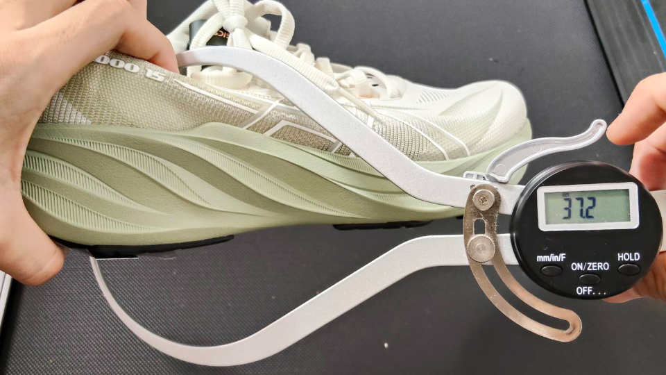 GT-2000 15 ソール厚さ